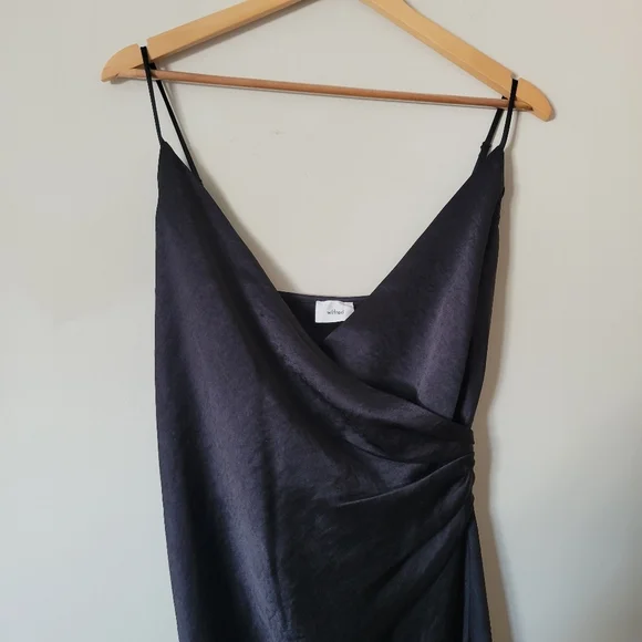 NWT Aritzia Wilfred Scenery Faux Wrap Black Satin Midi Slip Dress Size Medium - Picture 5 of 10
